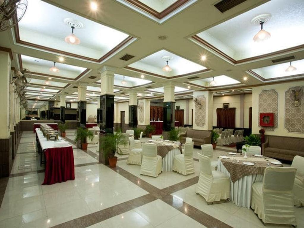 Surya Royal Hotel Kota  Exterior foto